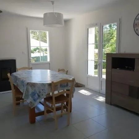 Maison La Faute-sur-mer, 3 Pieces, 4 Personnes - Fr-1-476-119 Holiday home La Faute-sur-Mer